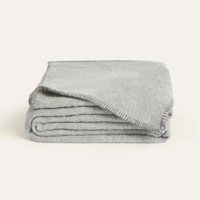 lululinens Alpaca Bear Knit Blanket - Image 2