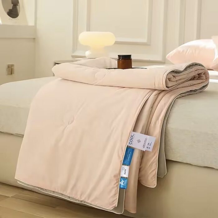 lululinens SuperCool Light Comforter - Image 3